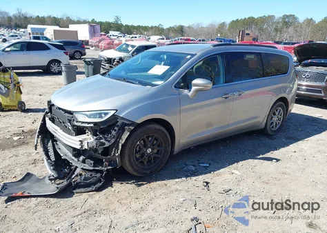 2021 Chrysler Pacifica Touring z USA, uszkodzony, nr VIN 2C4RC1FG2MR526599